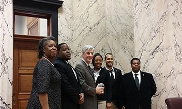 gov phil bryant with mvsu inaugural blueprint winners